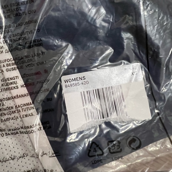 NWT Nike Navy Blue Dri-Fit Tempo Running Shorts Size XS - Picture 4 of 4